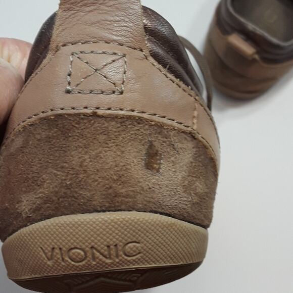 Vionic Womens Sz 6  Brown Suede Orthaheel Technololgy Grunge Low Top Sneakers - Picture 10 of 11